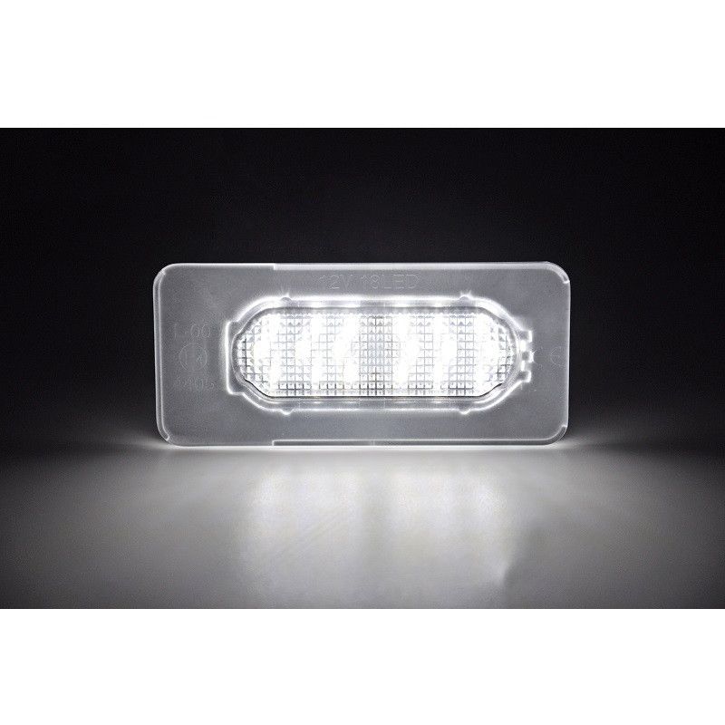 products/1066/toyota corolla svetlo tablice.jpg - LED SIJALICE ZA OSVETLJENJE TABLICE - TOYOTA 030418 - Xenon Svetla Beograd